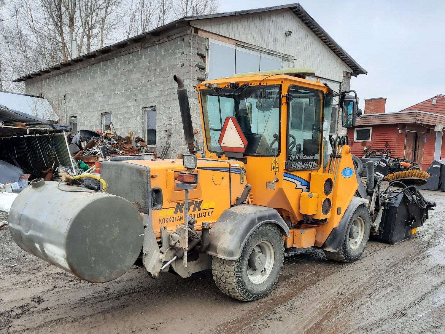 Skötsel av vägar och gårdsplaner