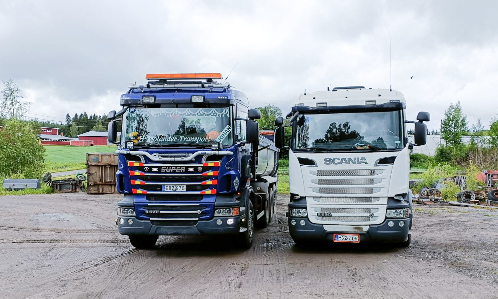 Lastbilar, snöröjning, jordbyggnadstransporter